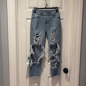 American Eagle distressed holey mom jeans SZ 0 regular.